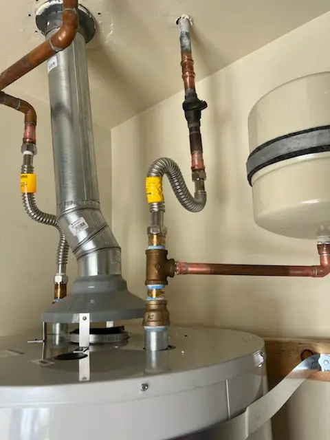 Water heater installation and plumbing repair in Bayou Cane